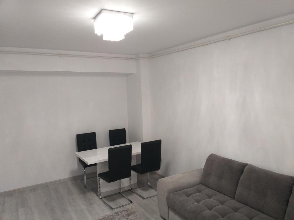 Luxury Daniel Apartament Residence Militari Roşul Exterior foto
