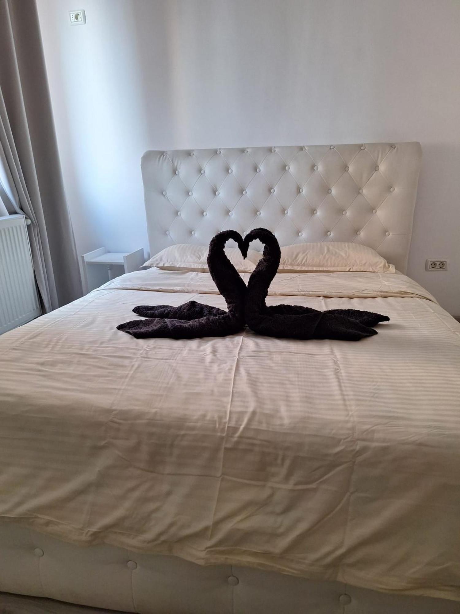 Luxury Daniel Apartament Residence Militari Roşul Exterior foto
